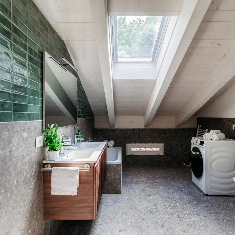 Amazing Attic with Terrace on Lake Como Harbour - Appartamento con 1 Camera da Letto e Vista Lago - 6