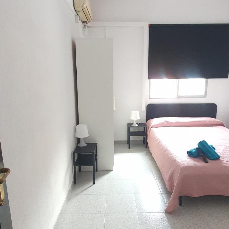 Céntricas, Tranquilas y Acogedoras Habitaciones de Matrimonio en Vivienda Compartida - Double Room - 4