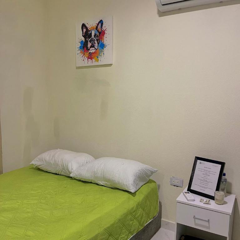 Casa Hostel Agarj - Habitación Familiar con baño privado - 4