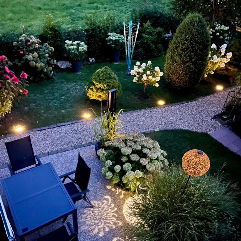 SUP CoTtAgE gArDeN - Apartment mit 2 Schlafzimmern - 1