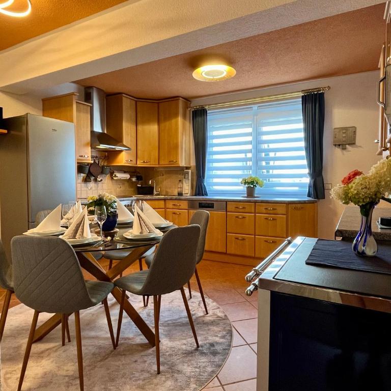 SUP CoTtAgE gArDeN - Apartment mit 2 Schlafzimmern - 11