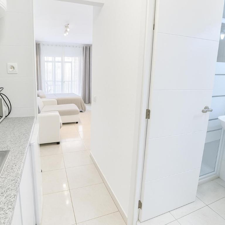 BEACH STUDIO APARTMENT HANNIBAL La Cala FINESTRAT BENIDORM - Studio Apartment - 25