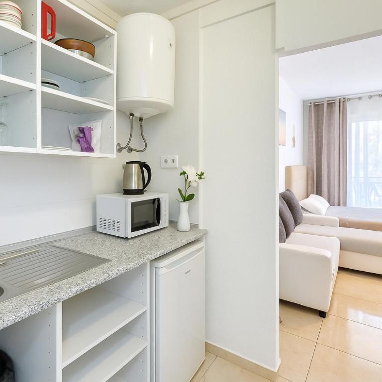 BEACH STUDIO APARTMENT HANNIBAL La Cala FINESTRAT BENIDORM - Studio Apartment - 26