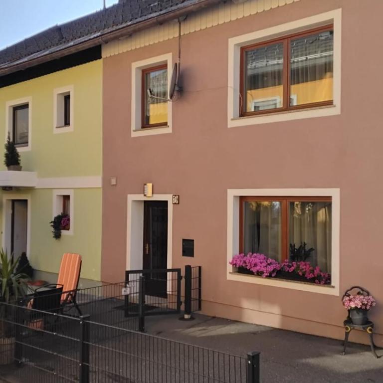 Freddys Gästehaus - Apartment mit 2 Schlafzimmern - 1