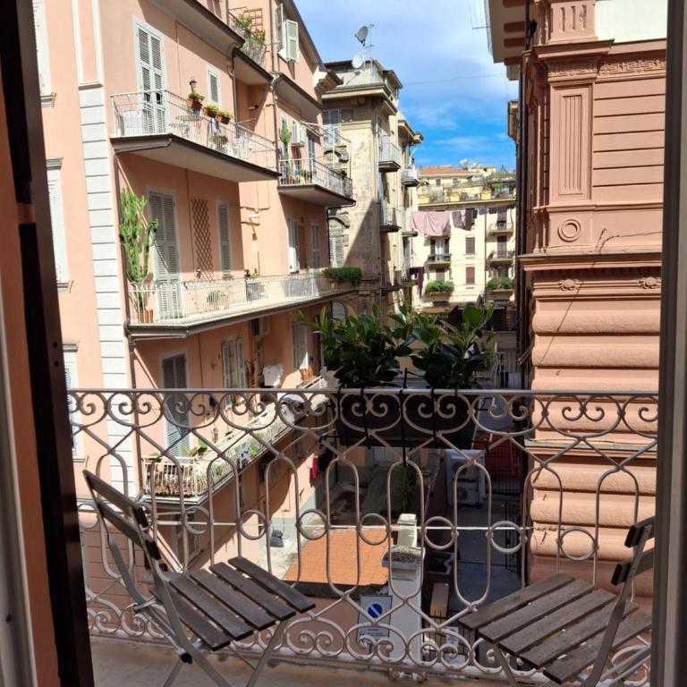 Charme House La Spezia - Two-Bedroom Apartment - 4