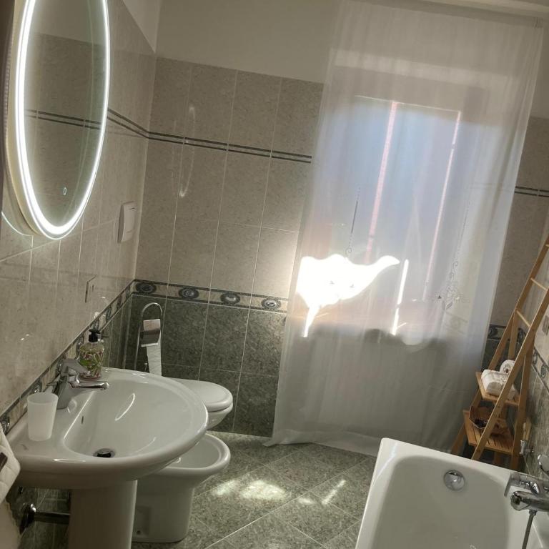 Luce nel Garda - Casa con 2 Camere da Letto - 3