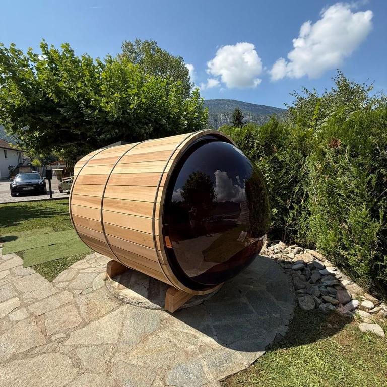 Private Lake Access Waterfront Sauna & Jacuzzi 7 Bedrooms Sleeps 15 - Villa - 14
