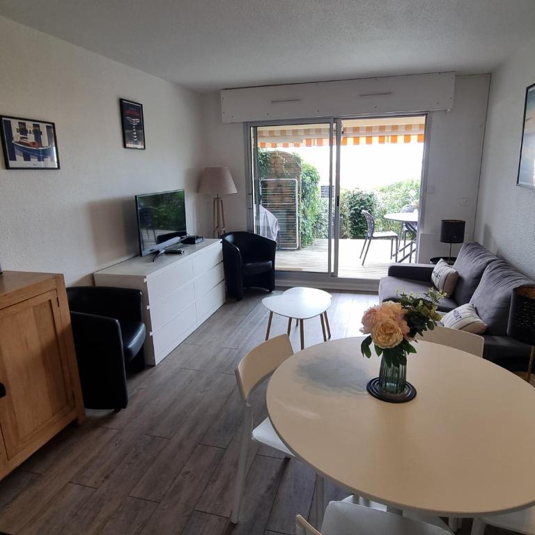Face au port - Vue mer - Jardin - Wifi - Ménage - 4 pers - Apartment mit 1 Schlafzimmer - 6