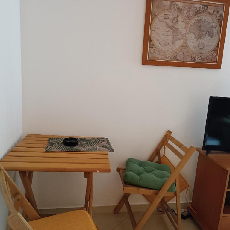Budva obala - One-Bedroom Apartment - 13