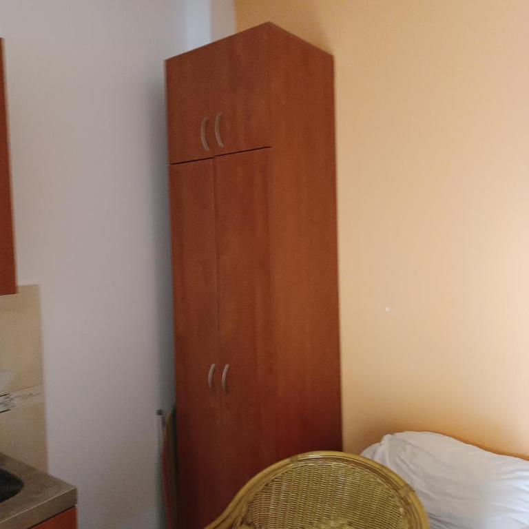Budva obala - One-Bedroom Apartment - 16