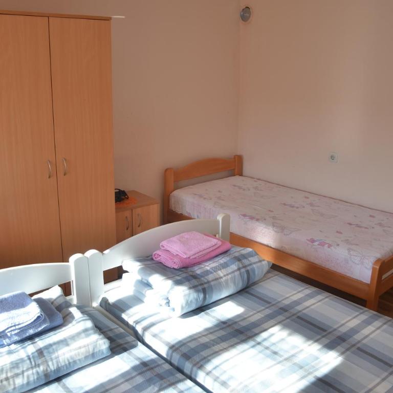 Seosko domacinstvo Radovanovic - Kuća sa 2 Spavaće Sobe - 35