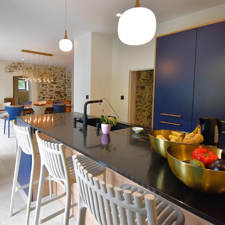 VAUJANYLOCATIONS - Sert et Sagne 2 - Appartement 3 Chambres - 12