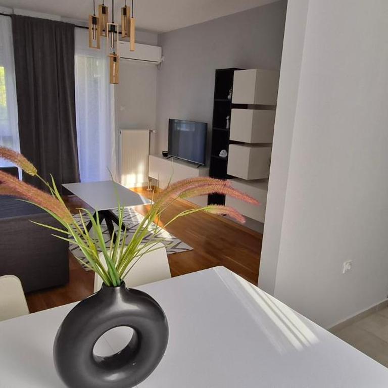 15th Corner Apartment - Two-Bedroom Apartment - 17