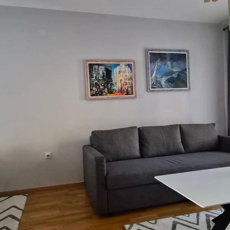 15th Corner Apartment - Two-Bedroom Apartment - 7