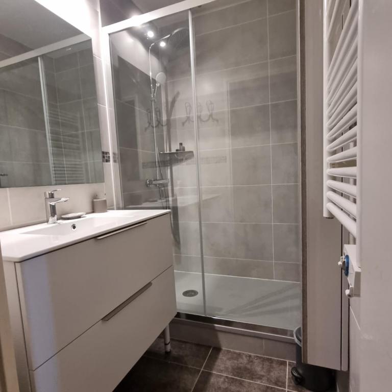 Face à la mer en première ligne pour 6 personnes avec Ménage Linge et Wifi - Appartement 3 Chambres - 41