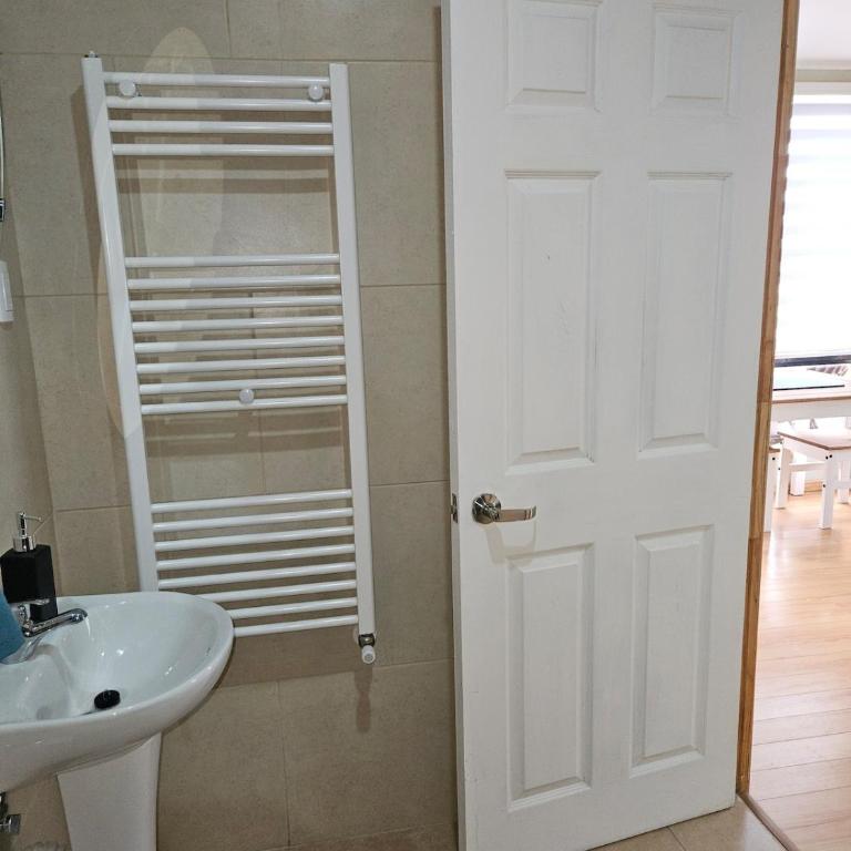 Depto cerca terminal de buses - Apartamento de 1 dormitorio - 8