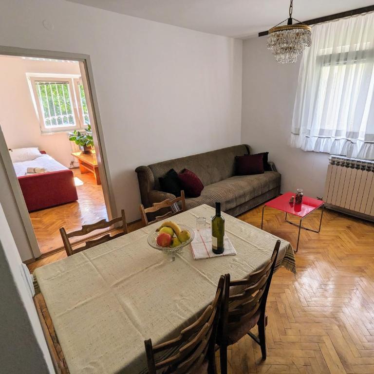 Yellow apartment Sarajevo - Two-Bedroom Apartment - 8