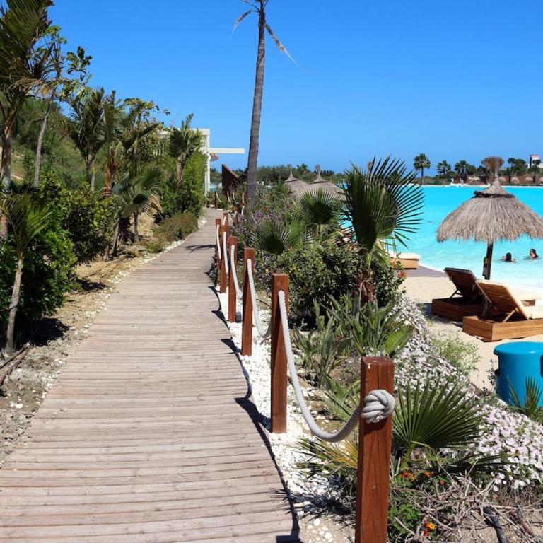 Lux ApartlPrivate lagoon-BeachlPoollRelaxlNear Sea - Apartamento de 2 dormitorios - 11