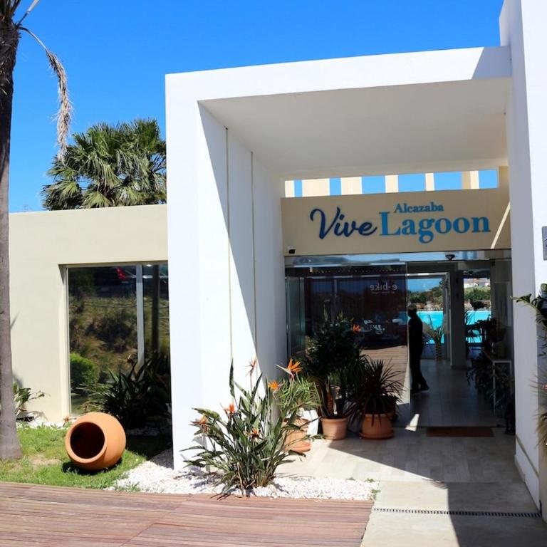 Lux ApartlPrivate lagoon-BeachlPoollRelaxlNear Sea - Apartamento de 2 dormitorios - 38