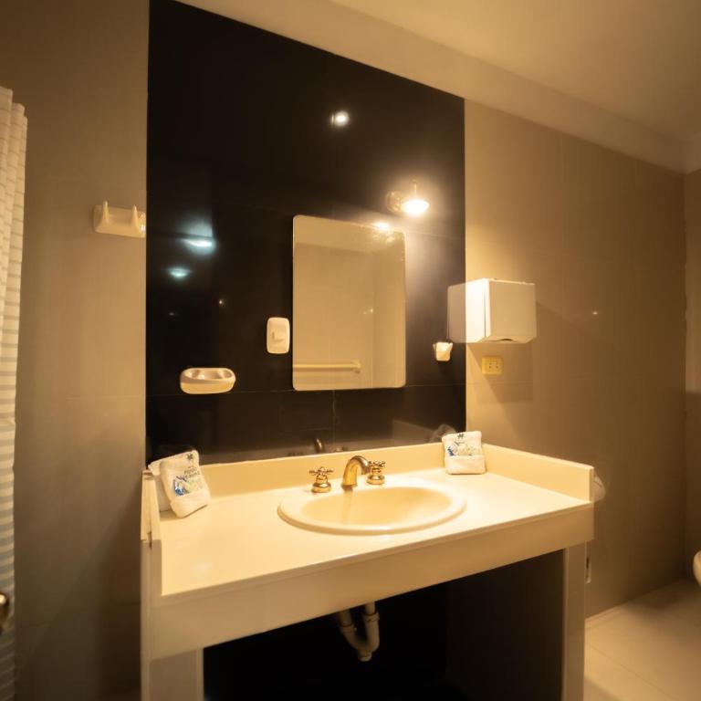 Hotel Fundo San Rafael - Standard Quadruple Room - 4