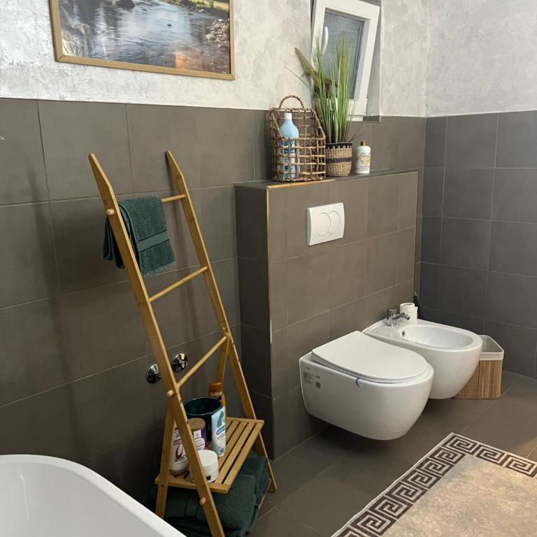 Una - Three-Bedroom House - 48
