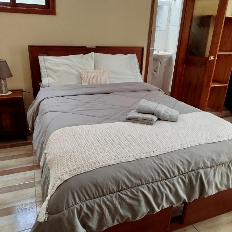 Larita' Rose MINDO Hospedaje y casita de Campo Los Guayabales - Habitación Doble con baño privado - 12