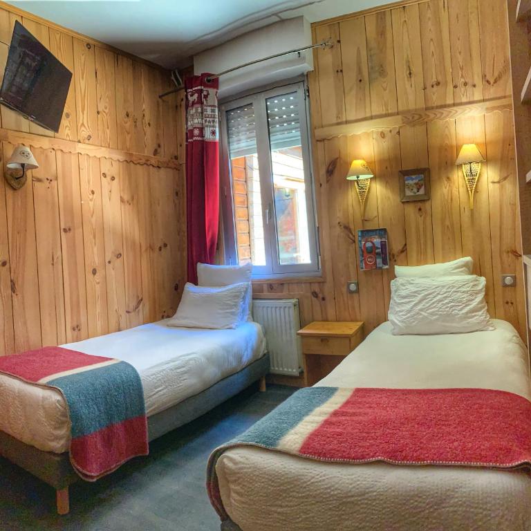 Hôtel Quin Te Va - Chambre Lits Jumeaux avec Douche - 3