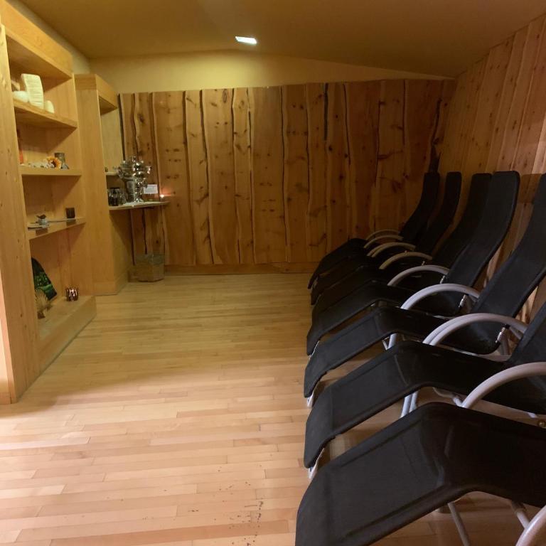 Appartamento Stella Alpina con sauna piscina palestra e posto auto - Appartamento con 2 Camere da Letto e con Vista Montagna - 86
