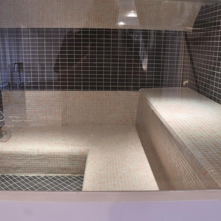 9 chambres spa hamman sauna Piscine chauffée poss - Villa - 89