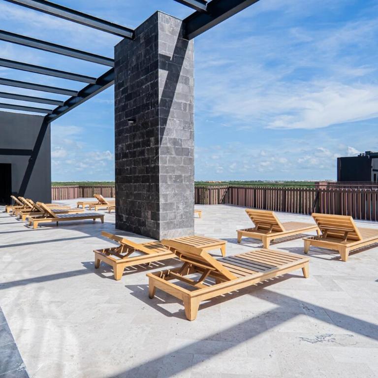 Rooftop Ocean View 10min Walk to Beach - One-Bedroom Apartment - 49
