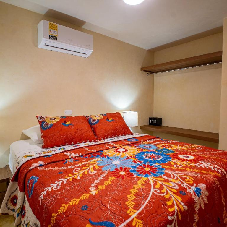 Olas Doradas - Jacuzzi & Sunsets - Two-Bedroom Apartment with Balcony and Sea View - 8
