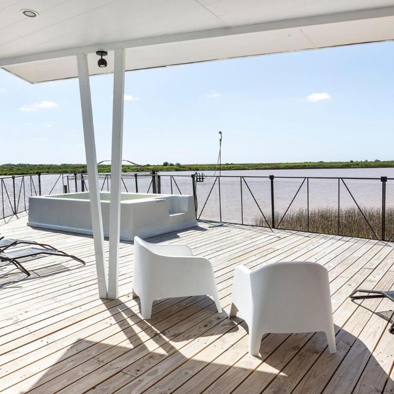 Diseño y vistas infinitas - Villa - 26