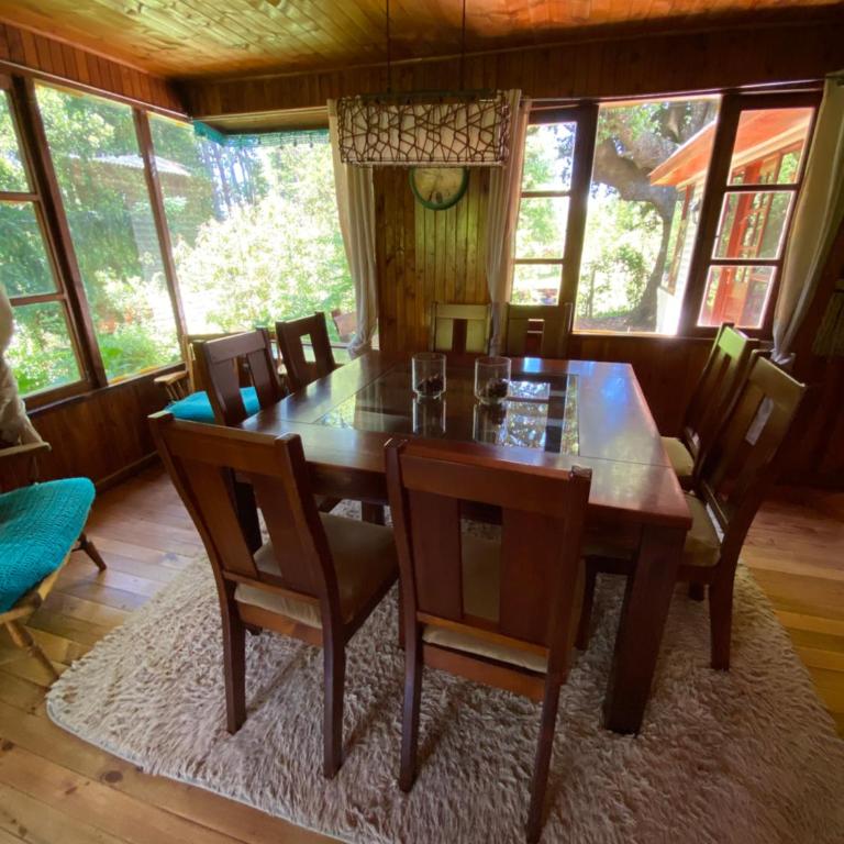Exquisita Cabaña familiar a minutos del Lago Caburgua y Pucón - Three-Bedroom Apartment - 34