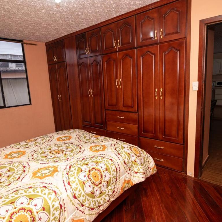 Apartamento Cómodo en Ambato - Apartamento de 1 dormitorio - 2