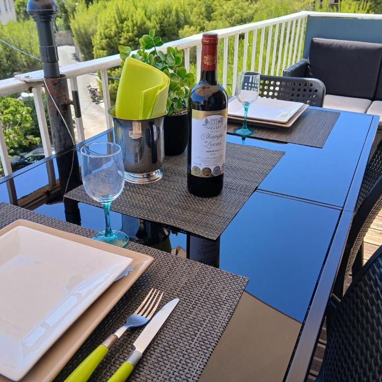 LE COSY Appartement à CASSIS avec vue exceptionnelle sur mer - Appartement - Vue sur Mer - 10