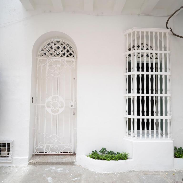 Alma Blanca - Colonial Loft in the Walled City - Two-Bedroom Townhouse - 17