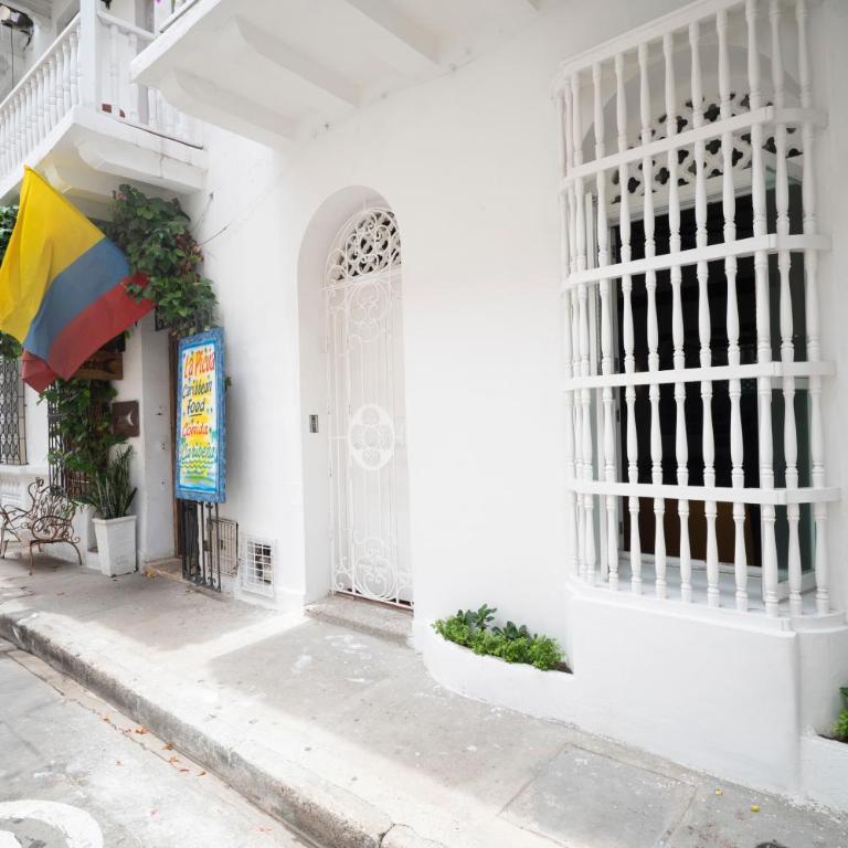 Alma Blanca - Colonial Loft in the Walled City - Two-Bedroom Townhouse - 2