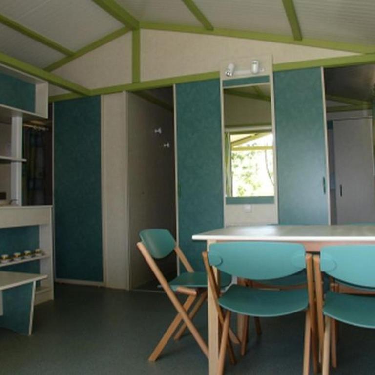 Chalet à Bormes-les-Mimosas avec terrasse - API-1-52-273 - Chalet - 2