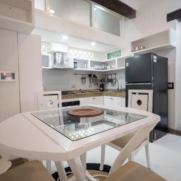 Alma Blanca - Colonial Loft in the Walled City - Two-Bedroom Townhouse - 12