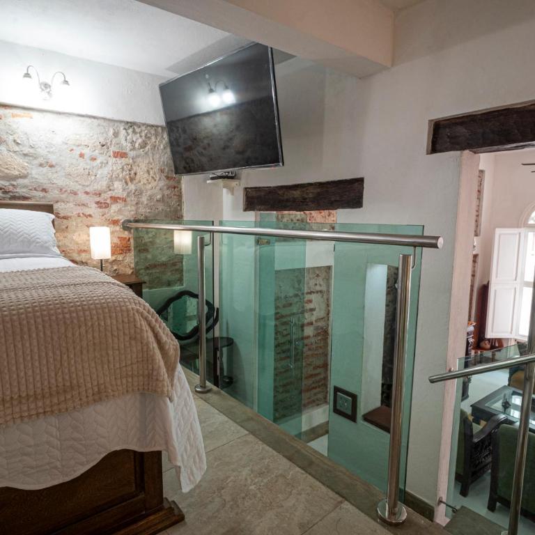 Alma Blanca - Colonial Loft in the Walled City - Two-Bedroom Townhouse - 5