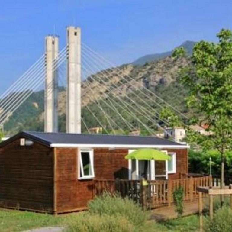 Mobil-home 4 pers. avec terrasse à Puget-Théniers - API-1-52-717 - Mobile Home - 1