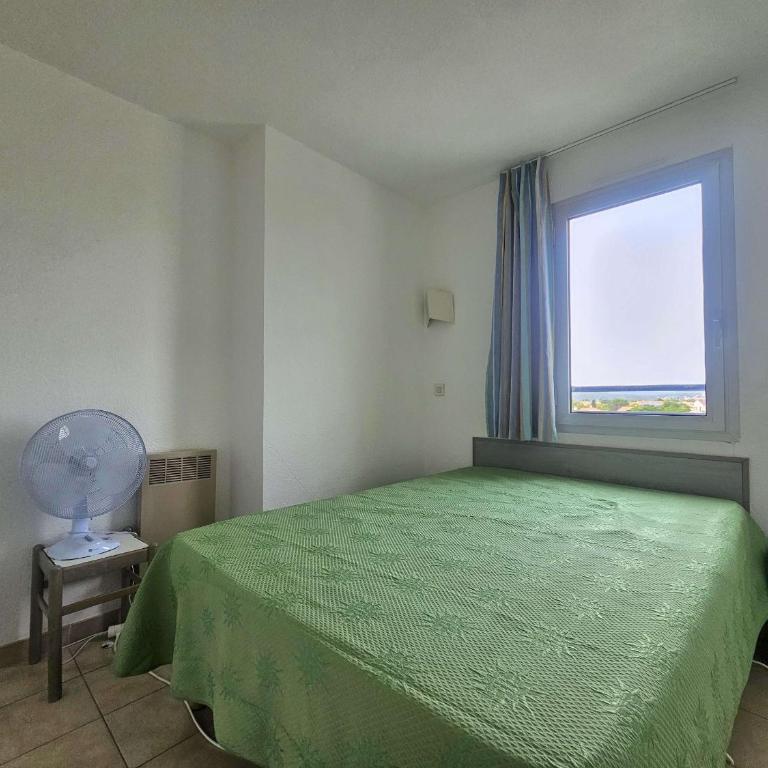 Appartement 2 pièces avec terrasse et piscine à Balaruc-les-Bains - FR-1-553-311 - Apartment - 11