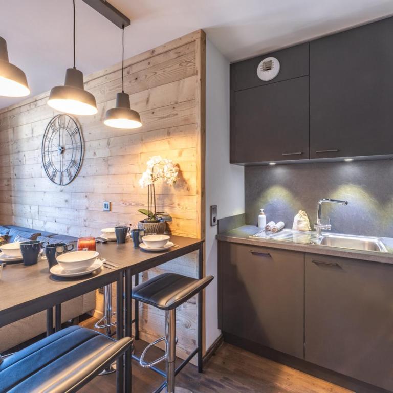 Appartement neuf, proche pistes, retour skis aux pieds, terrasse sud - FR-1-645-90 - Appartement - 6