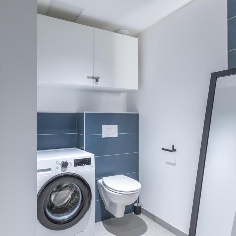 Appartement neuf, proche pistes, retour skis aux pieds, terrasse sud - FR-1-645-90 - Appartement - 8