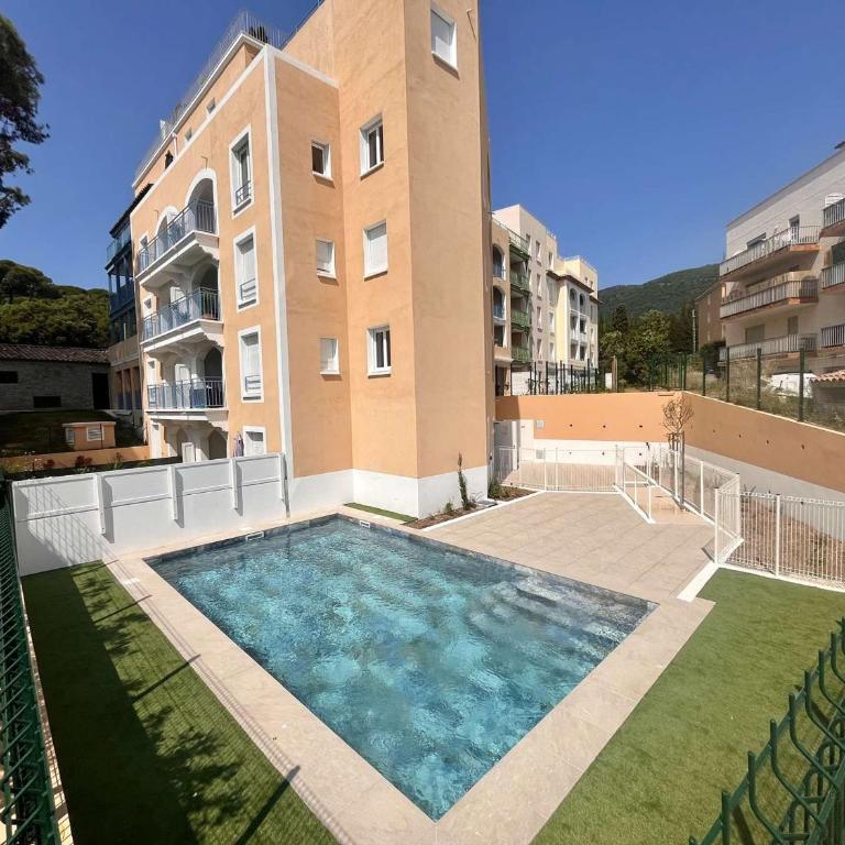 Appartement moderne avec piscine, climatisation et parking à Cavalaire-sur-Mer - FR-1-226B-244 - Appartamento - 22