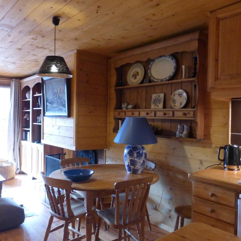 Duplex charmant 3 pièces, 6 pers, centre Méribel, proche pistes, WIFI - FR-1-411-990 - Appartement 2 Chambres - 11