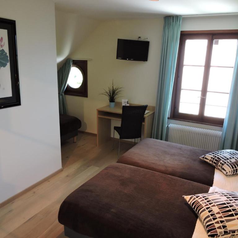 Auberge Communale de St-Légier - Dreibettzimmer - 2
