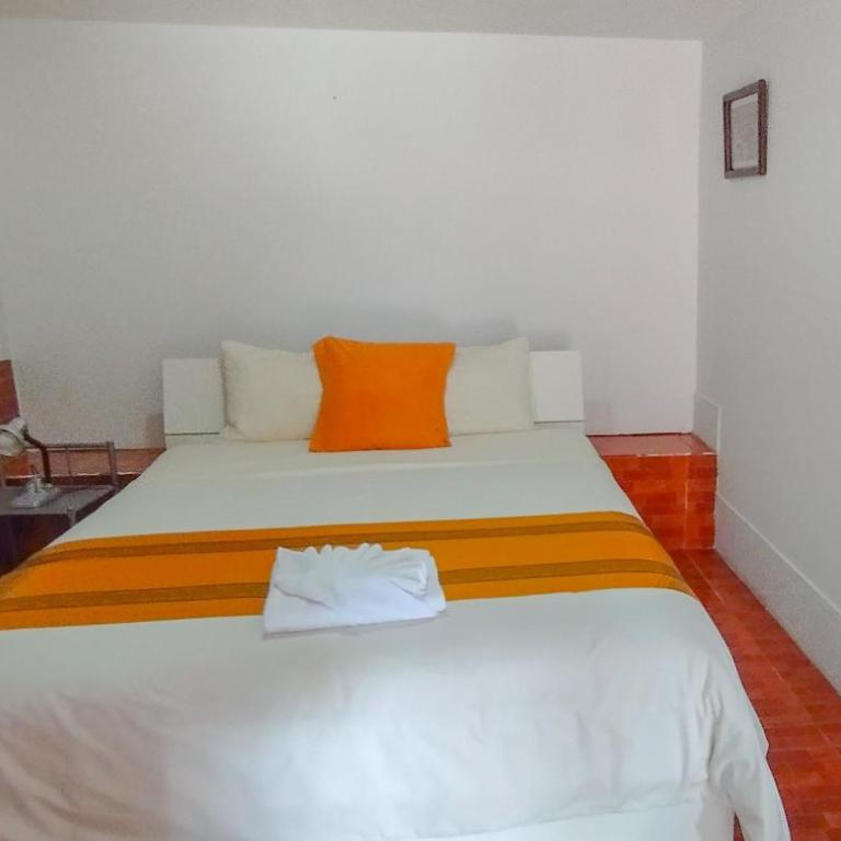 Hostal el Parque Tababela - Habitación Individual con vistas al jardín - 3