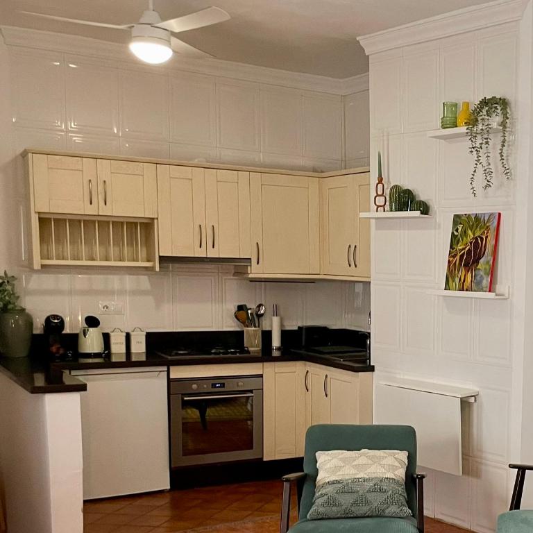 Cosy Andalusian Home with Roof Terrace in Town Centre - Casa de 2 dormitorios - 15