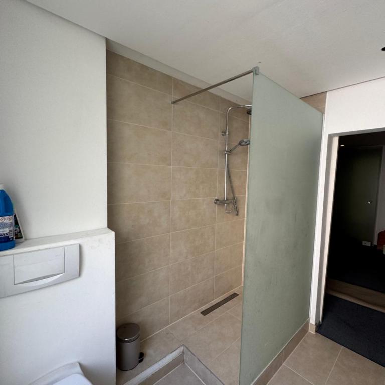 Quiet Family Apartment - 10 min to Center & Oktoberfest - Free Parking - near Nymphenburg Palace & Botanical Garden - Apartment mit 3 Schlafzimmern - 7